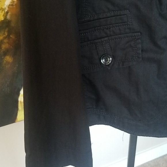 Blazer - Picture 2 of 4